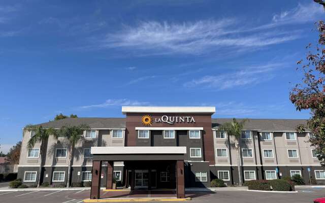 La Quinta Inn & Suites by Wyndham Tulare