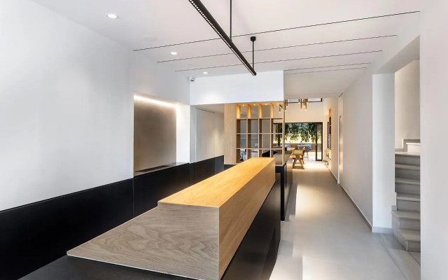 DAYS City Suites