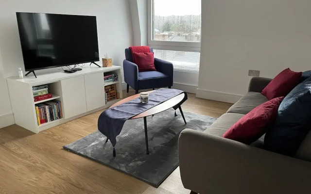 2br-modern-fullkitchen-25mincentrallondon-parking