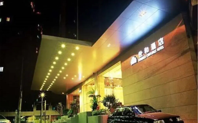 Hundred Centuries Hotel