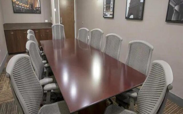 Hampton Inn by Hilton Richwood Cincinnati South