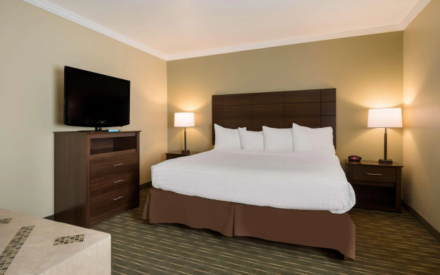 Best Western Holiday Hotel