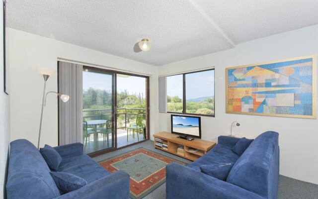 Intrepid, Unit 8/3 Intrepid Close