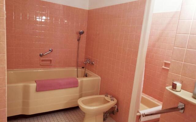 Aux Portes du Château