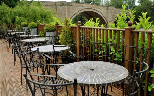 The George Hotel