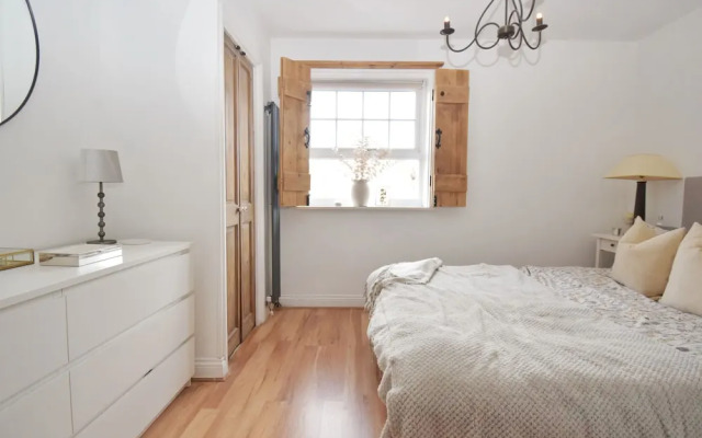 Emerald House in Little Thetford