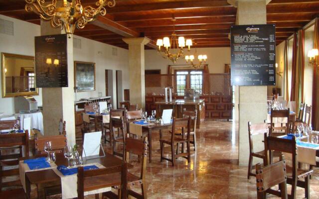 Parador De Verin