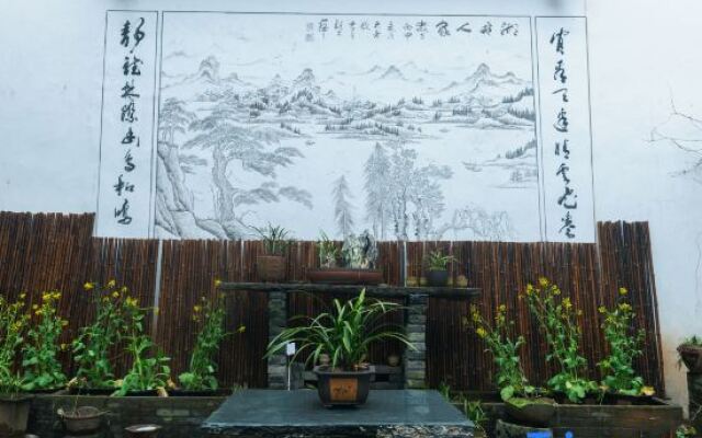 Wuyuan Yebing Photography Store