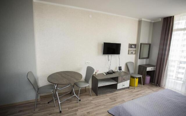 Apartment on Sherif Khimshiashvili Street 15b