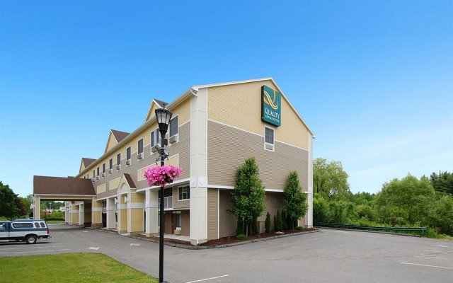 Quality Inn & Suites Evergreen Hotel