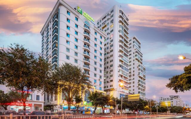 Holiday Inn Express Sanya Bay by IHG