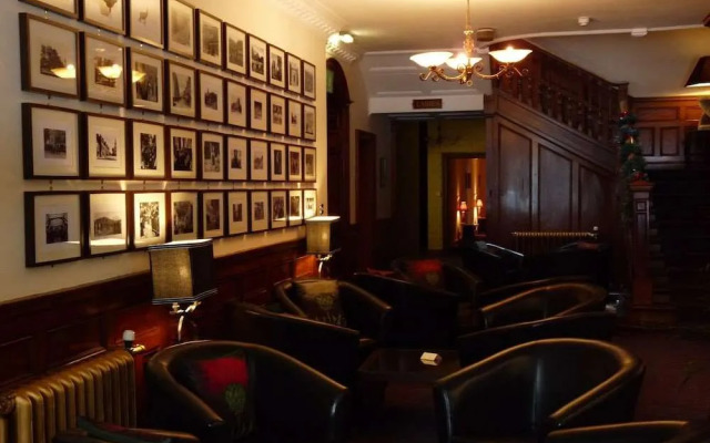 Birnam Guest House