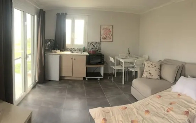 Daphne's Boutique Apartments