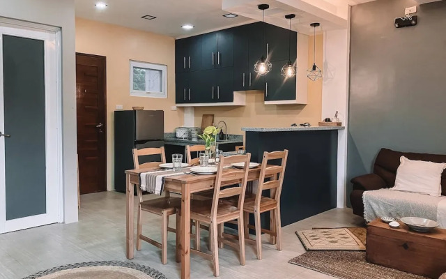 2BR Laid Back Apartment, Near Beach