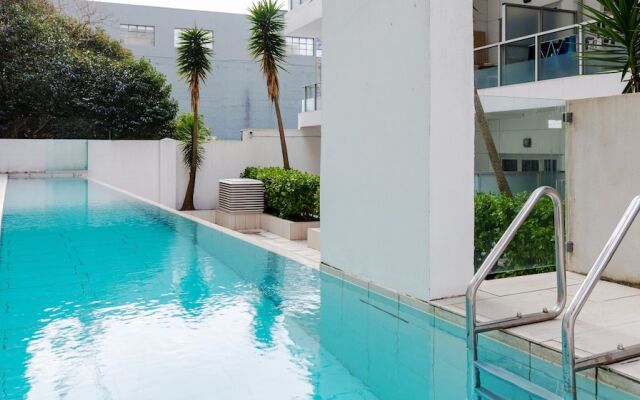Harbour Views from Two Bedroom Beauty