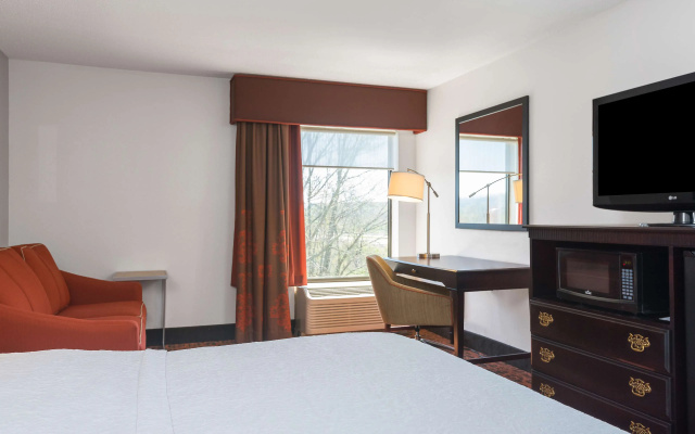 Hampton Inn Parkersburg-Mineral Wells