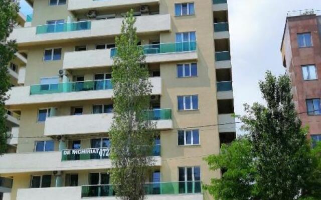 Apartament in centrul statiunii Mamaia 2 camere 73mp FARA MIC DEJUN