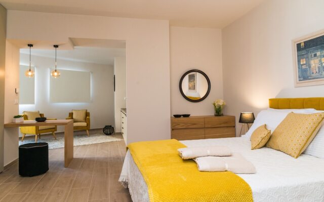 Anassa's Residence