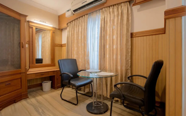 Hotel Vashanth Krishna
