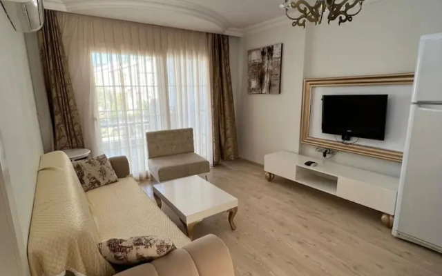 Flat With Shared Pool Sauna and Gym in Didim