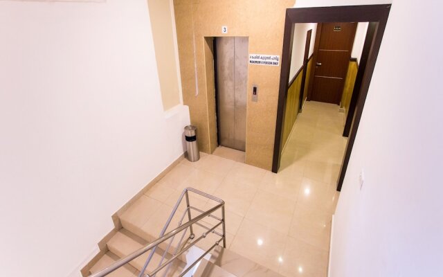 OYO 15974 Hala Residency