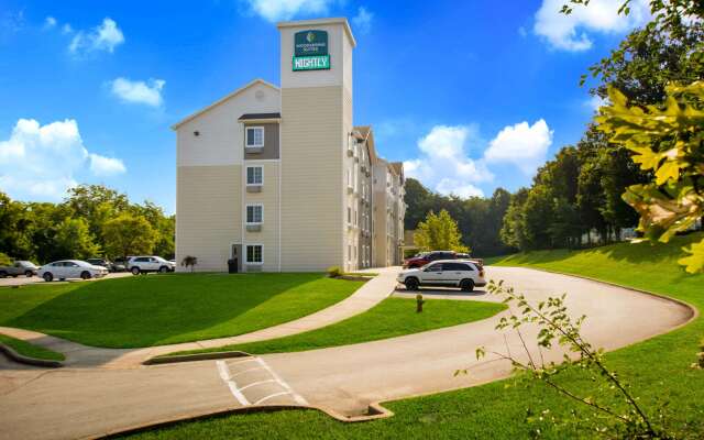WoodSpring Suites Louisville Southeast