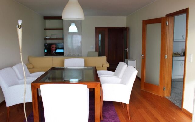 Apartment With 2 Bedrooms in Matosinhos, With Wonderful sea View, Pool