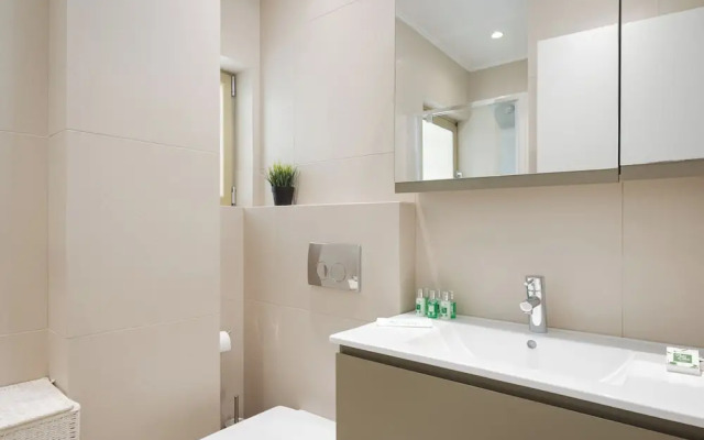 Vouliagmeni Serenity Residence