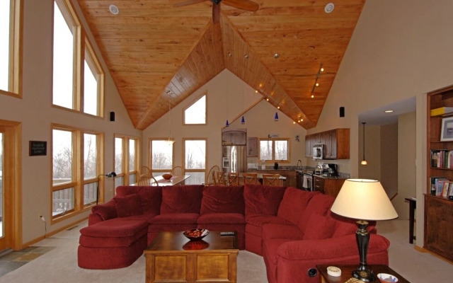 On-A-Whim - 5 Br Home