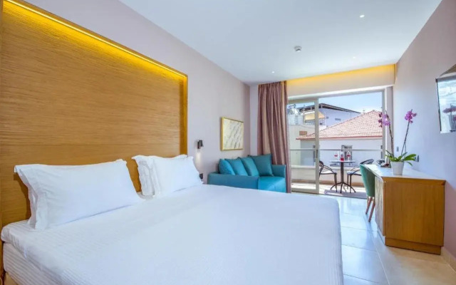 M City Hotel