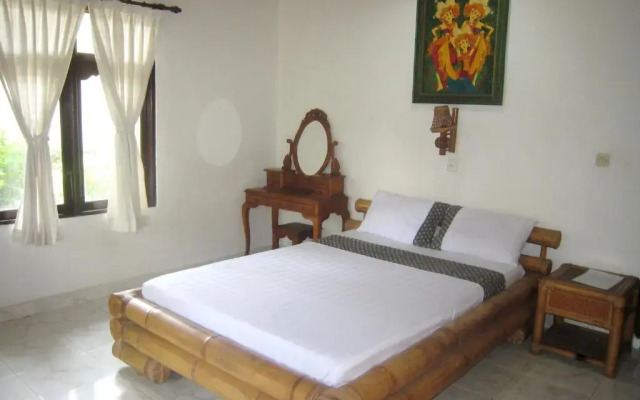 Galang Kangin Bungalows 2