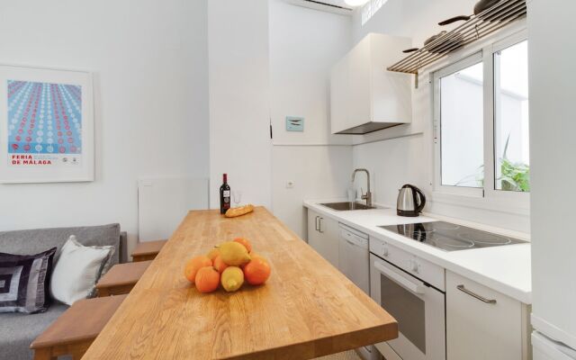 Del Parque Flats Letran