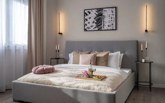 Vibrant & Spacious 3BR Condos on Amzei