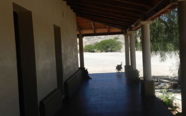 Los Colorados Hostal