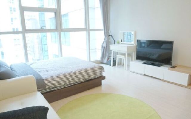 Edencity Apartment I park2