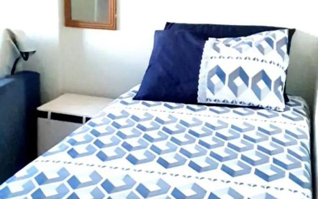 SUITE com BANHEIRO PRIVATIVO e QUARTO DUPLO