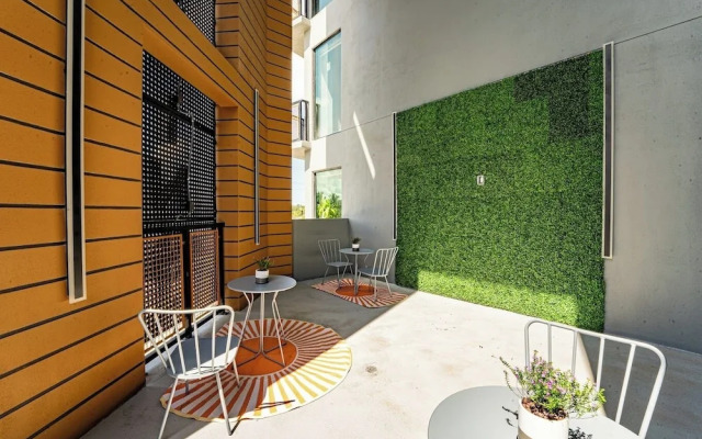 Séjur at Koosh Living