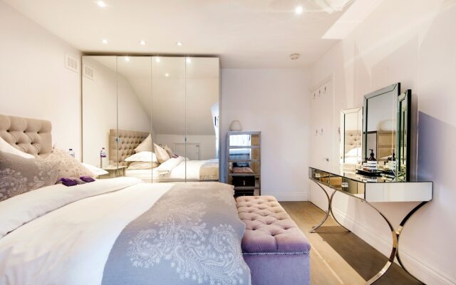 Balcony Apartment In Little Venice