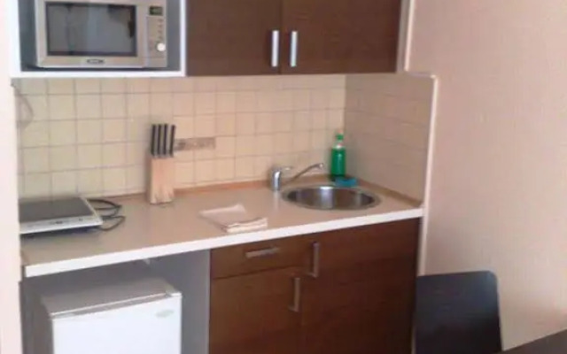 Victor Apartment Hotel