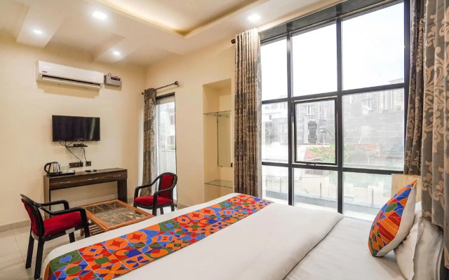 Yoyo Rooms Near Saphire International School Sector 70