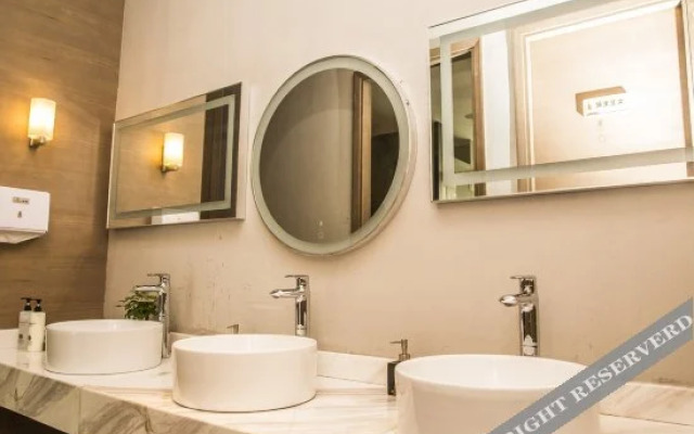 Mehood Lestie Hotel (Shanghai International Tourism Resort Chuansha)