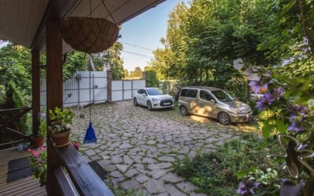 Guest house near airport Sheremetyevo