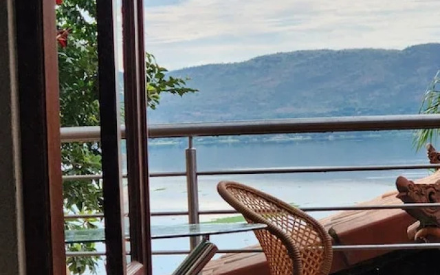 Bali at Scenic Haven Lodge