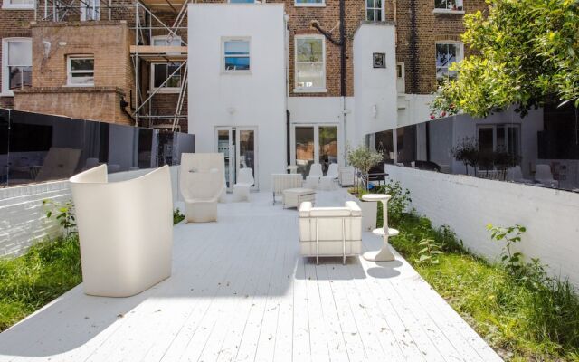 5 Storey 5 Bedroom House in Kilburn