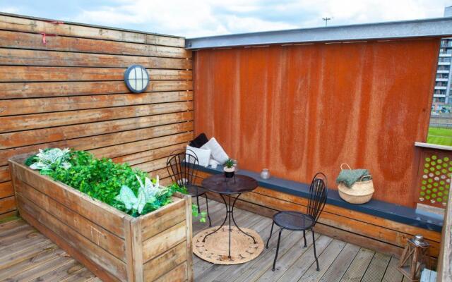 Modern City Centre Apartment - Roof Garden