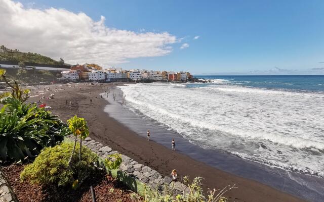 Home2Book Design Studio Puerto de la Cruz