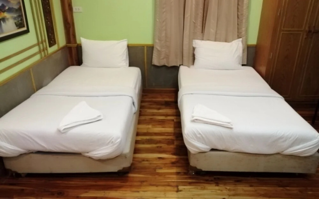 Nang Phraya Resort