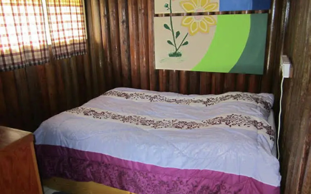 Seawood Bed & Breakfast & Cabins