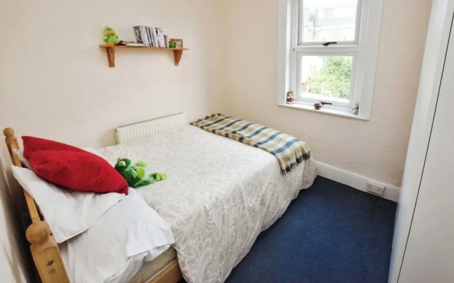 Exeter Terrace Retreat - 4 Bedroom House