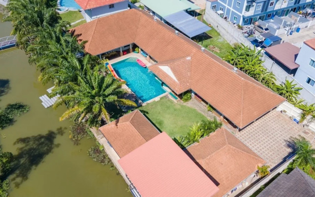 Pool Villa for Families and Party